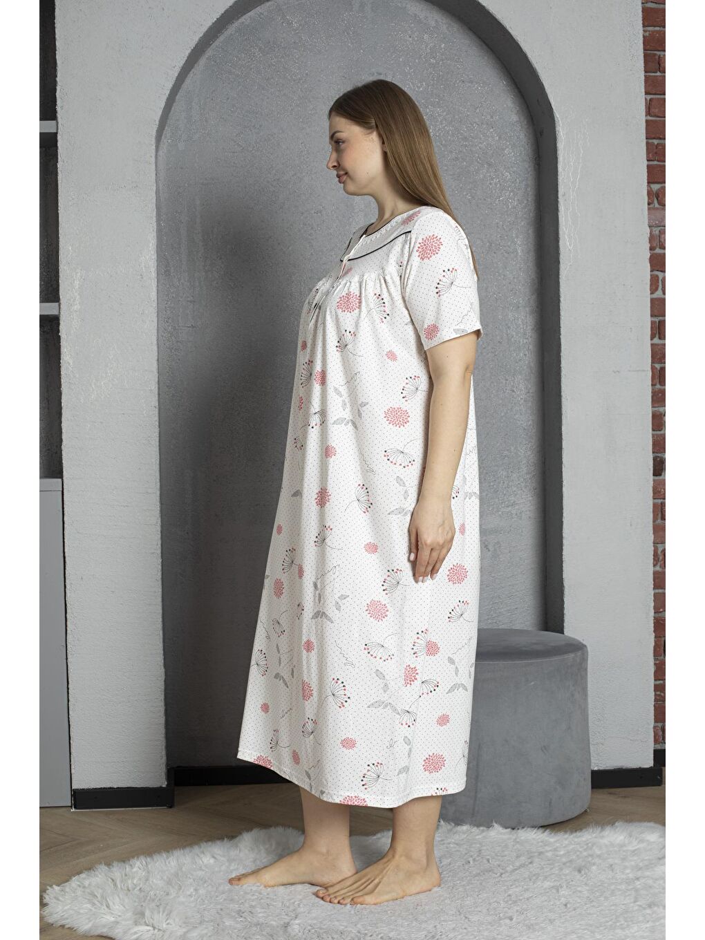 Kırmızı Düğmeli Yaka Kısa Kol %100 Pamuklu Penye Büyük Beden Anne Geceliği 1515-3