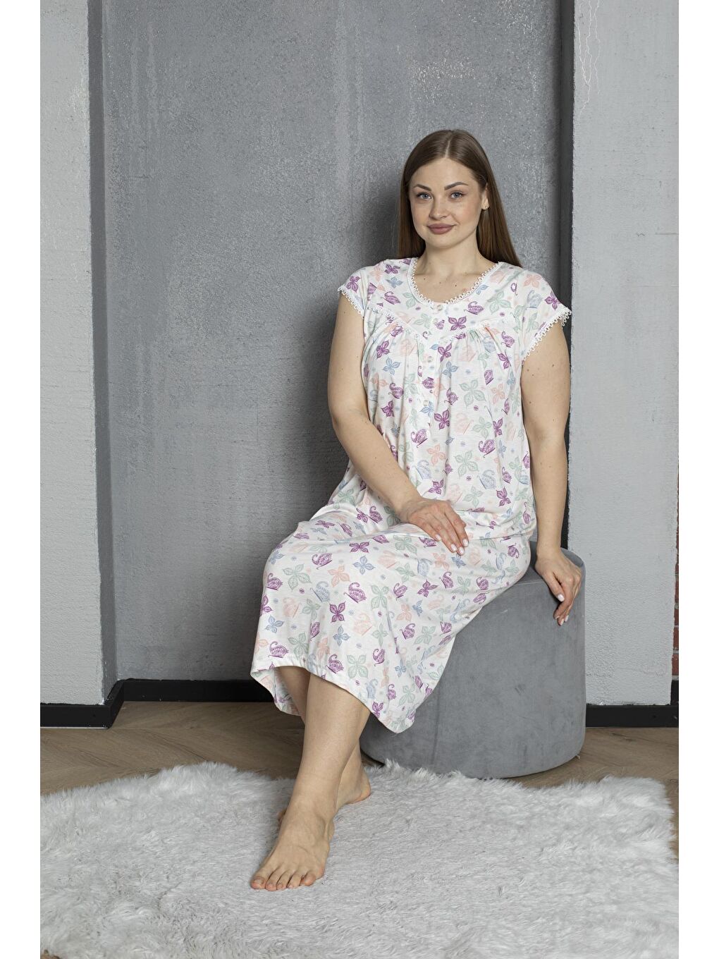 Mürdüm Yakası Düğmeli Kısa Kol Pamuklu Penye Büyük Beden Anne Geceliği 295-5