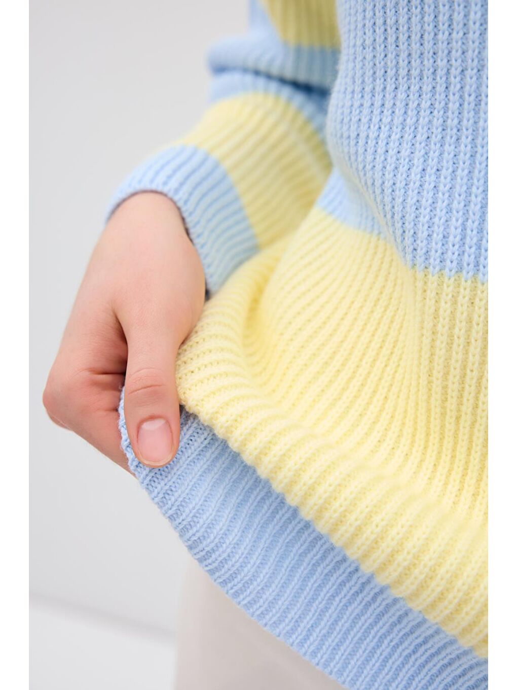 Polo Yaka Çift Renkli Triko Kazak Uçuk Mavi-8