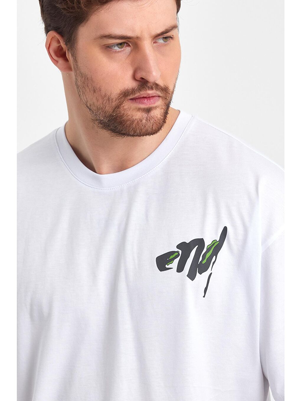 Beyaz Oversize Fit Bisiklet Yaka %100 Pamuk Sırt Baskılı Erkek Tişört RF0409-2