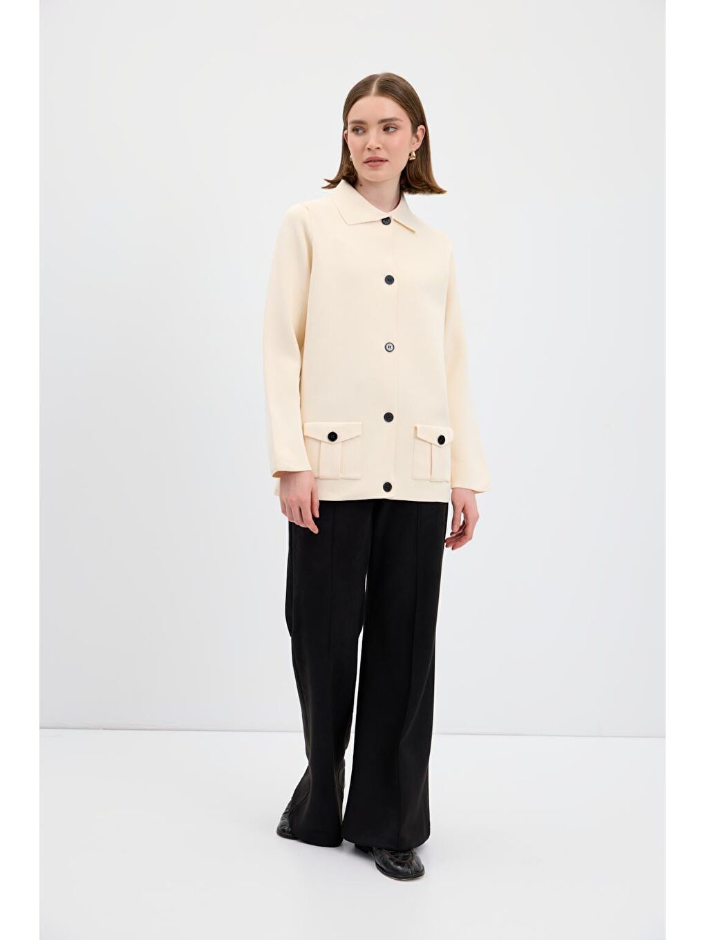 Ekru Düz Renk Cepli Triko Hırka Kemik-1