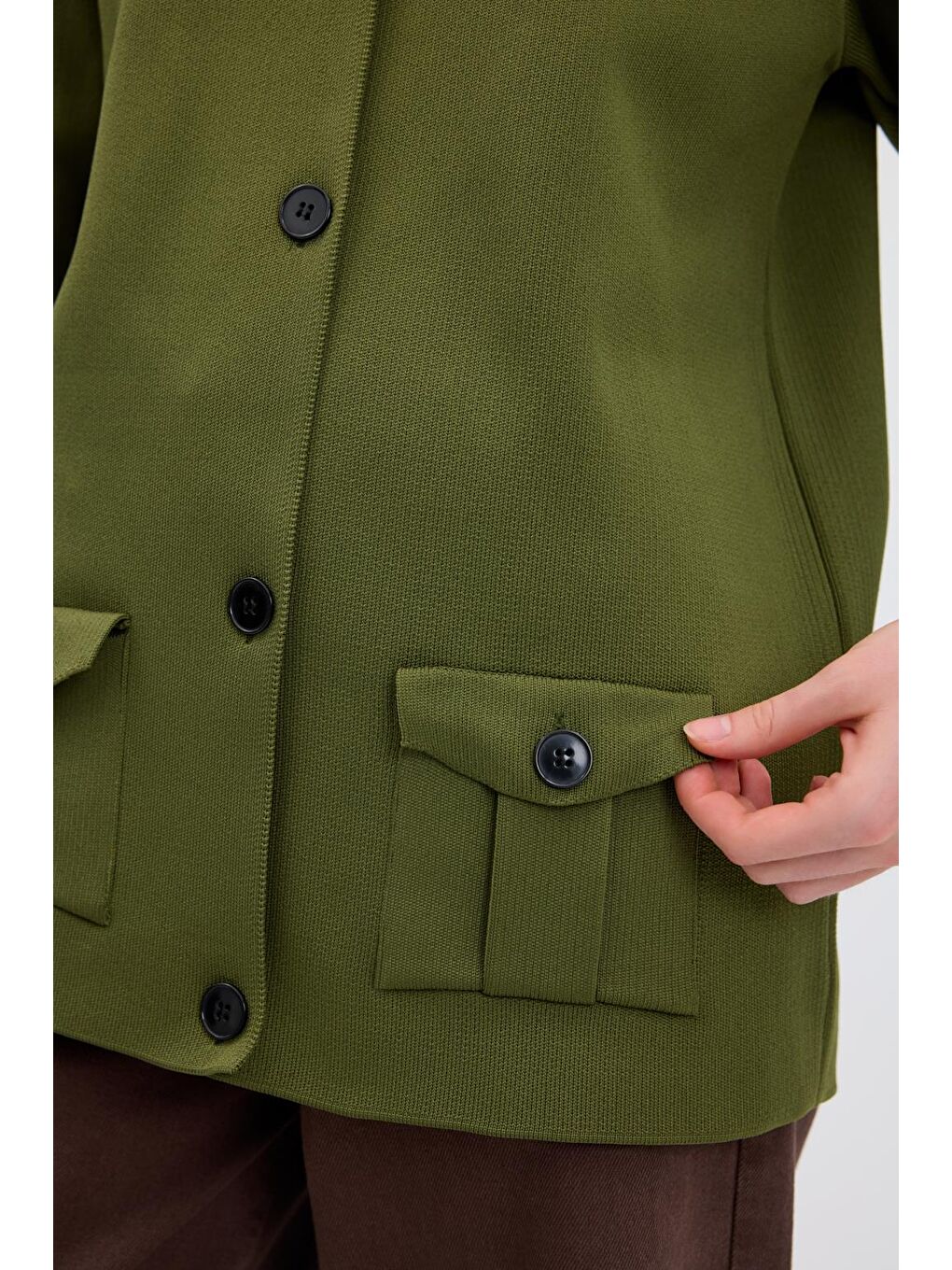 Düz Renk Cepli Triko Hırka Yağ Yeşili-4