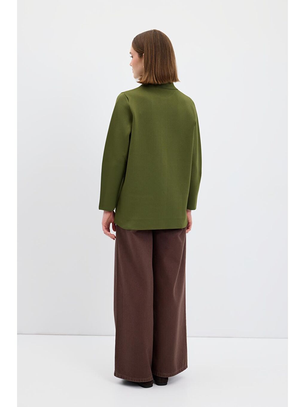 Düz Renk Cepli Triko Hırka Yağ Yeşili-5