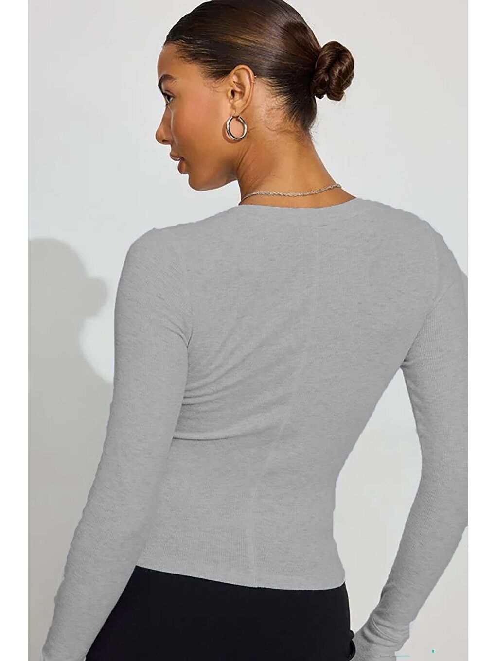 Gri V Yaka Uzun Kollu Düğme Detaylı Kaşkorse Bodysuit Mg2194-6