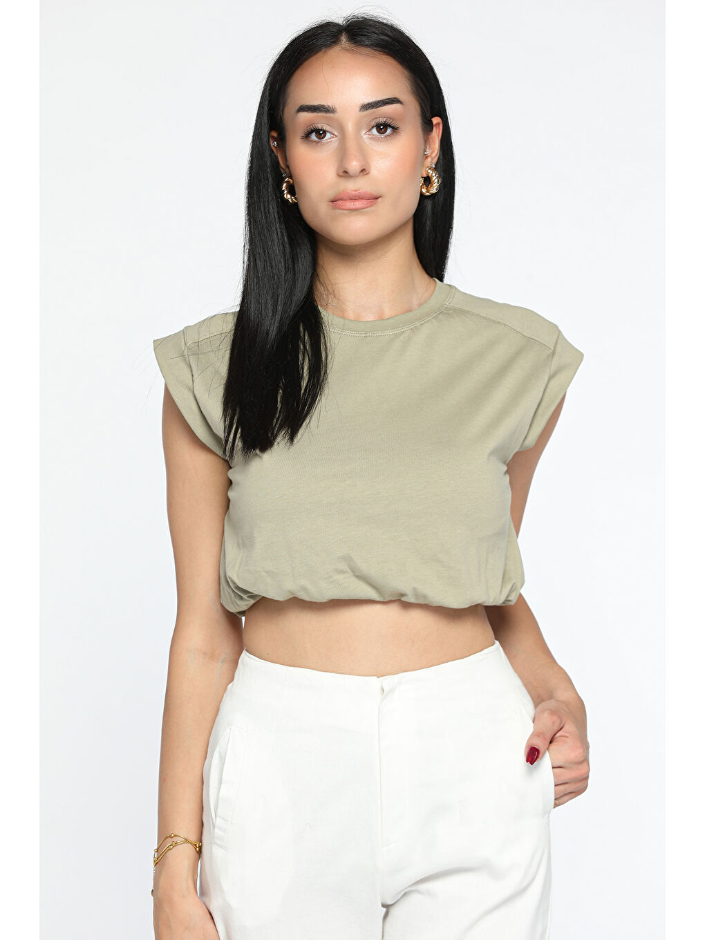 GÜLSELİ Haki Bisiklet Yaka Bel Lastikli Kadın Basic Crop Top Tişört