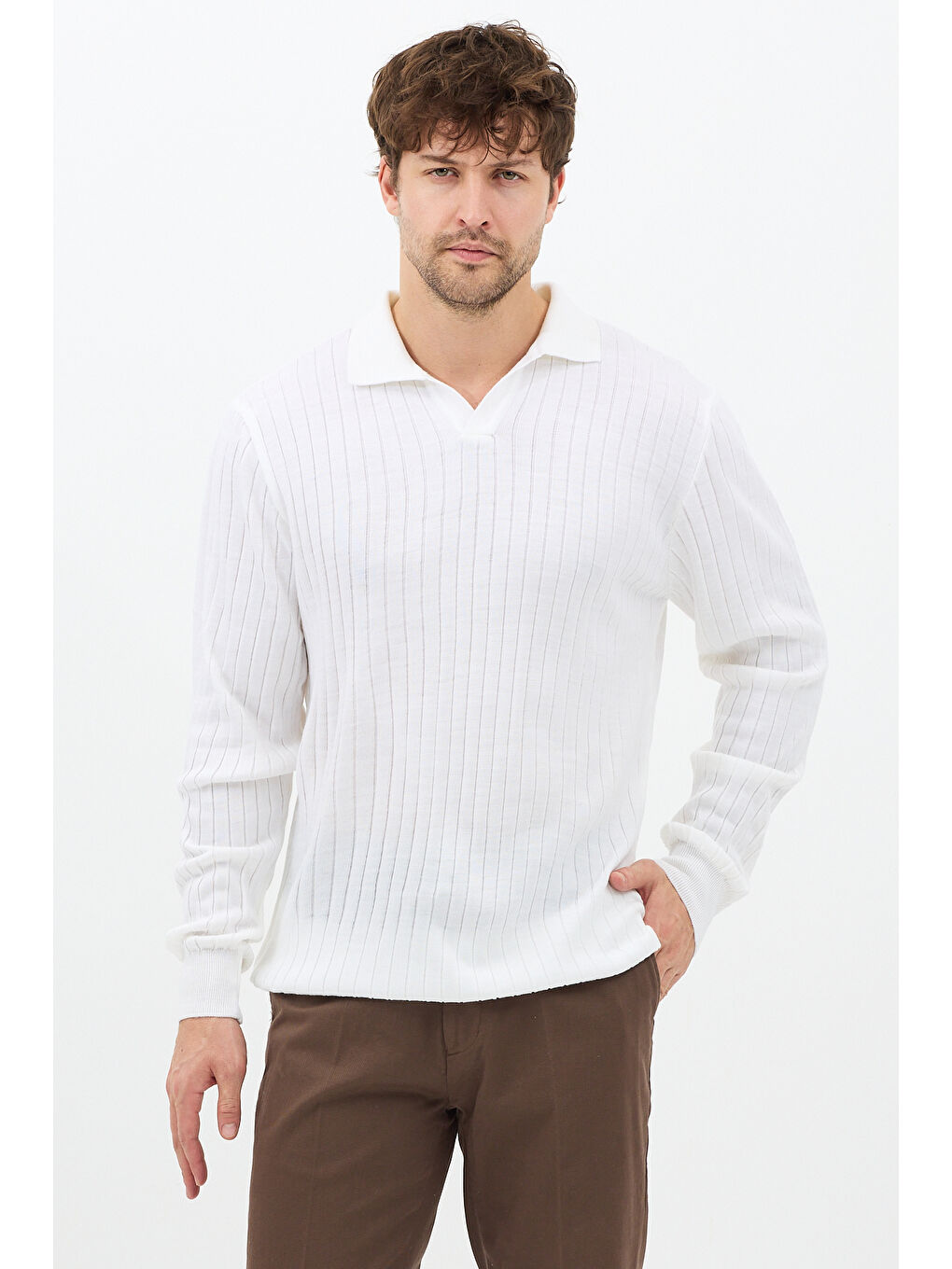 Beyaz Erkek Polo Yaka Fitilli Triko Kazak