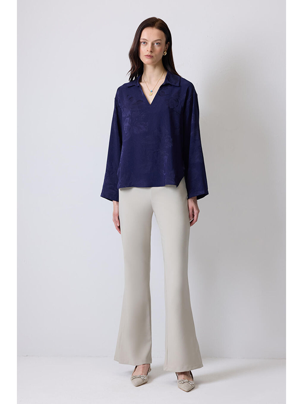 Lacivert Jakarlı Saten Bluz