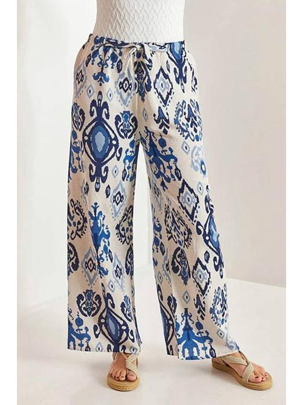 Mavi Desenli Saks Bol Paça Keten  Görünümlü Pantolon MG1846