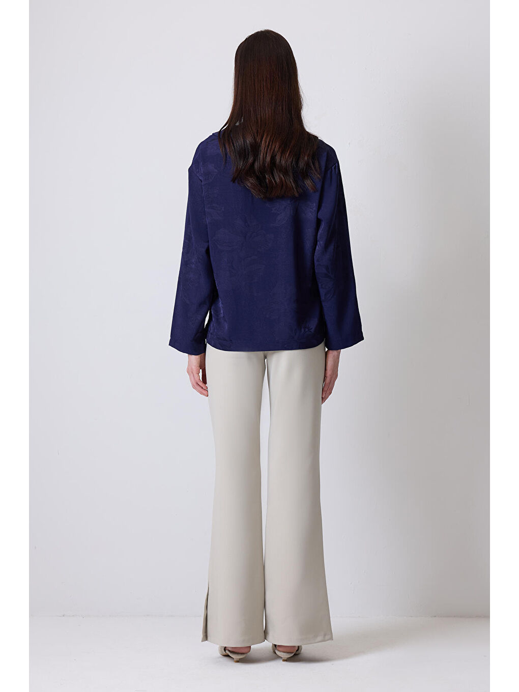 Lacivert Jakarlı Saten Bluz-3