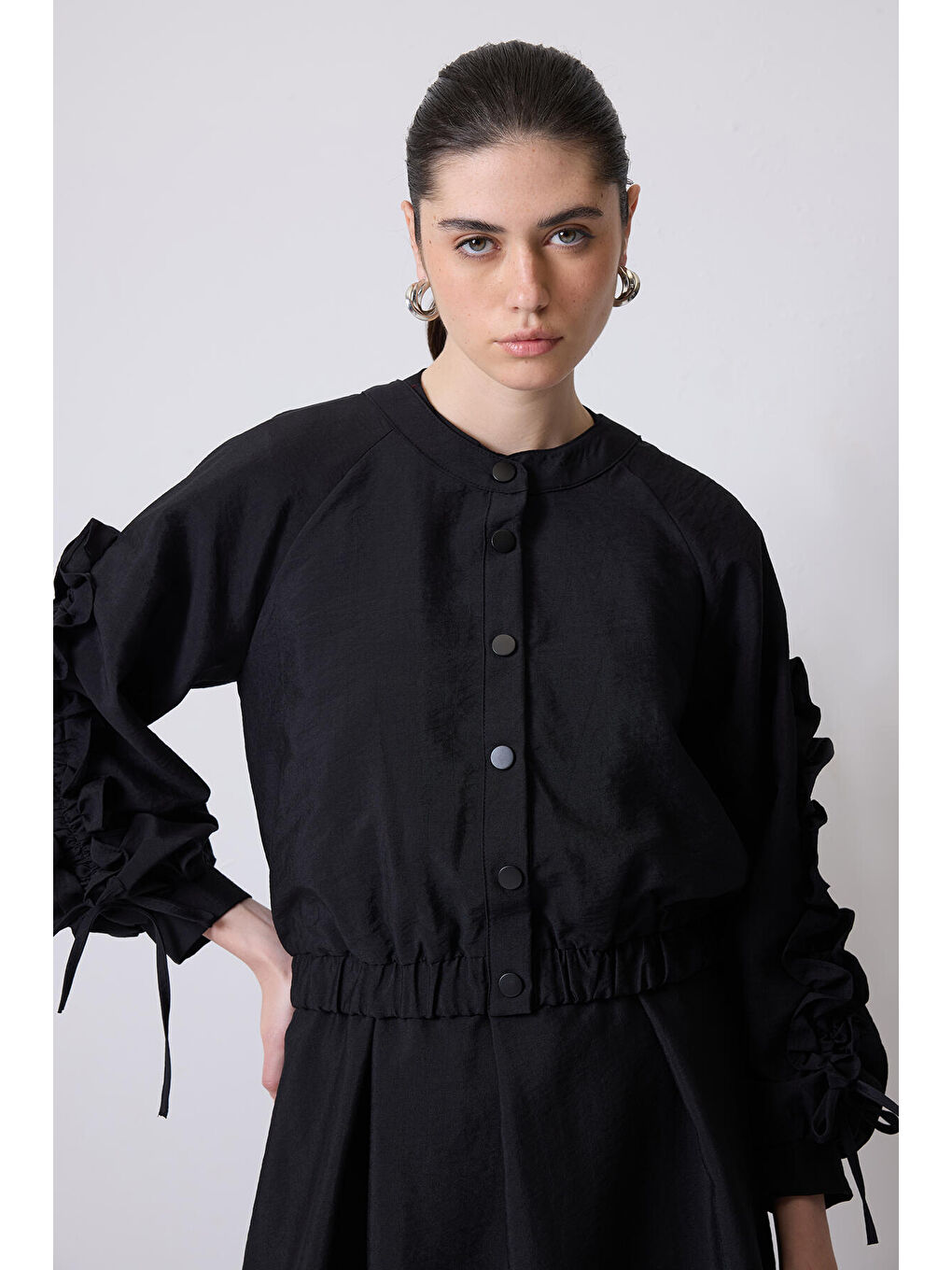 Siyah Kolları Büzgülü Ceket Elbise Takım-1