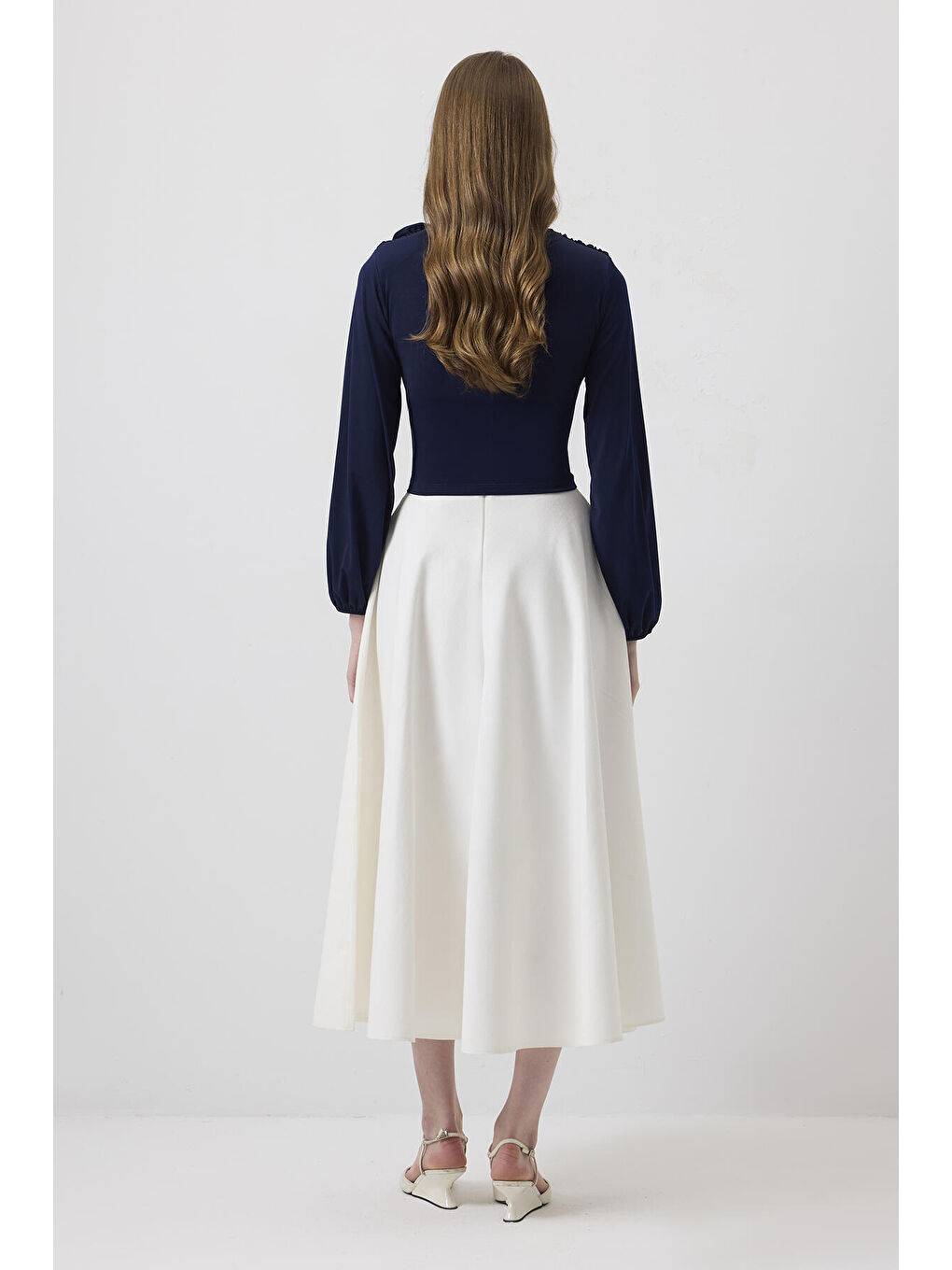 Lacivert Gül Detaylı Drapeli Bluz-3