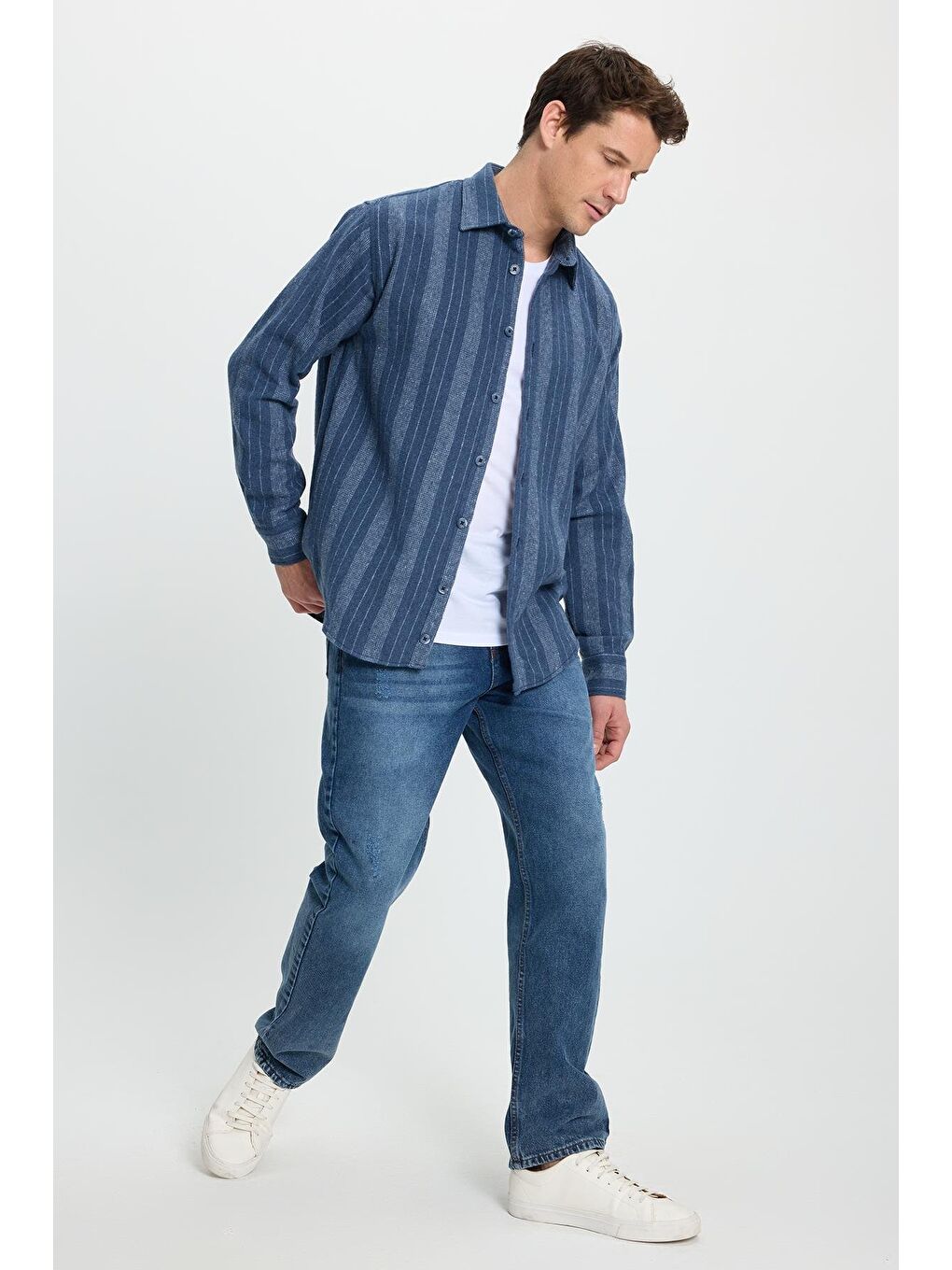 Lacivert Erkek Relax Fit Rahat Kesim Spor Yaka Çizgili Oduncu Gömlek-3