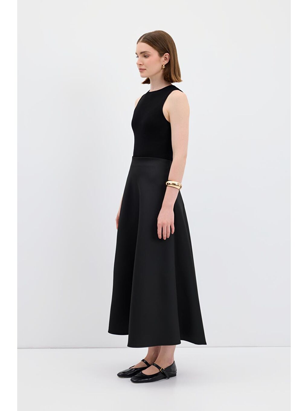 Scuba Kumaş Kloş Etek Siyah-2