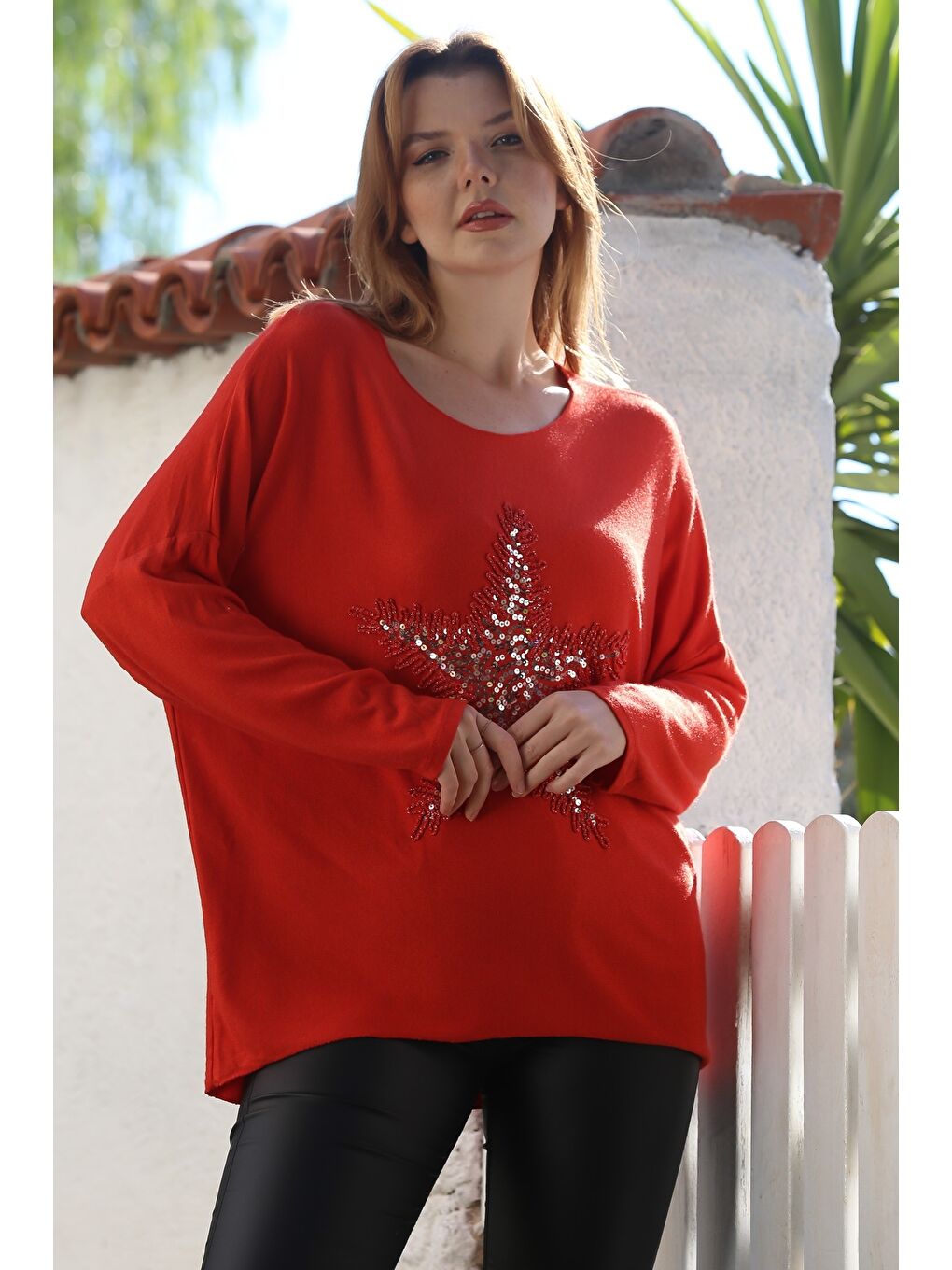 Kırmızı İtalyan Narçiçeği Havuz Yaka Uzun Kol Yıldız Aplikeli Casual Yumoş Triko Bluz 72 65-4