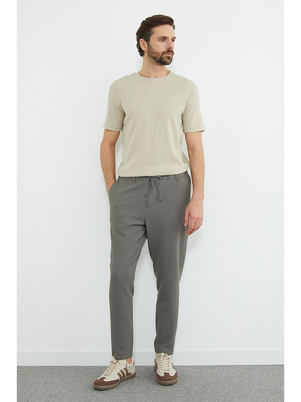 Haki Beli Bağlamalı Dokulu Pantolon-1