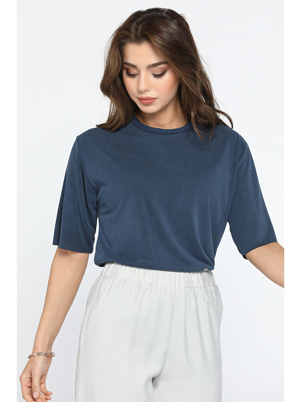 Lacivert Bisiklet Yaka Lazer Kesim Salaş Tişört