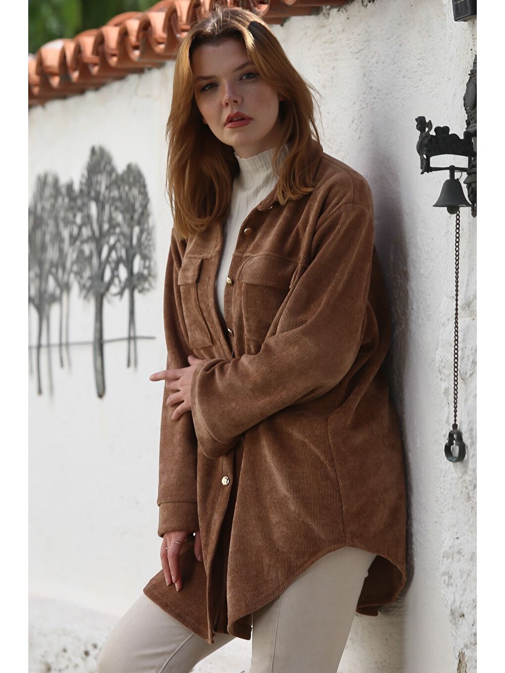 İtalyan Kahverengi Gömlek Yaka Uzun Kol Çift Kapaklı Cepli Casual Kadife Uzun Dokuma Gömlek 85 75-1