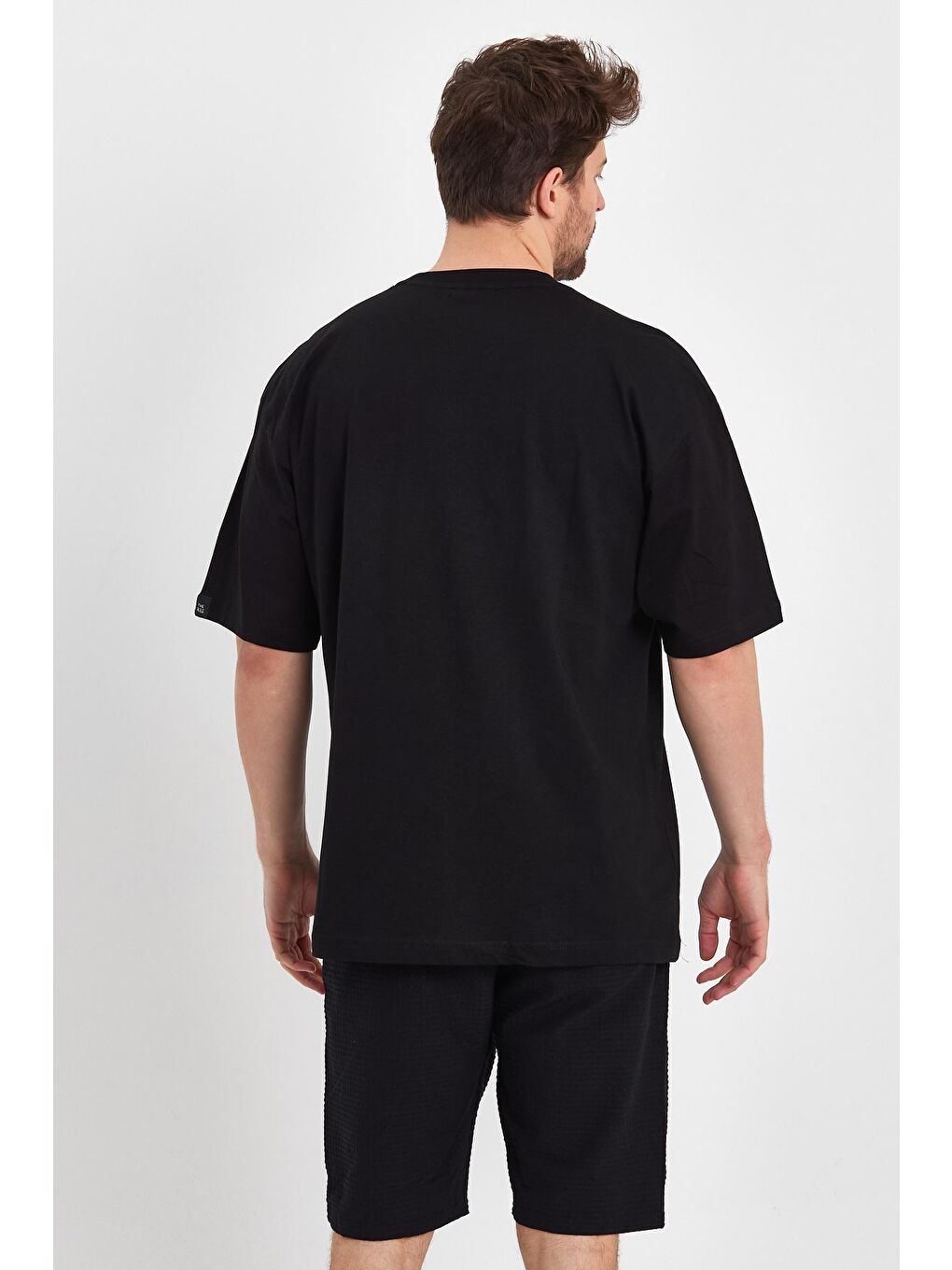 Siyah Oversize Fit Bisiklet Yaka %100 Pamuk Ayıcık Baskılı Erkek Tişört RF0407-4