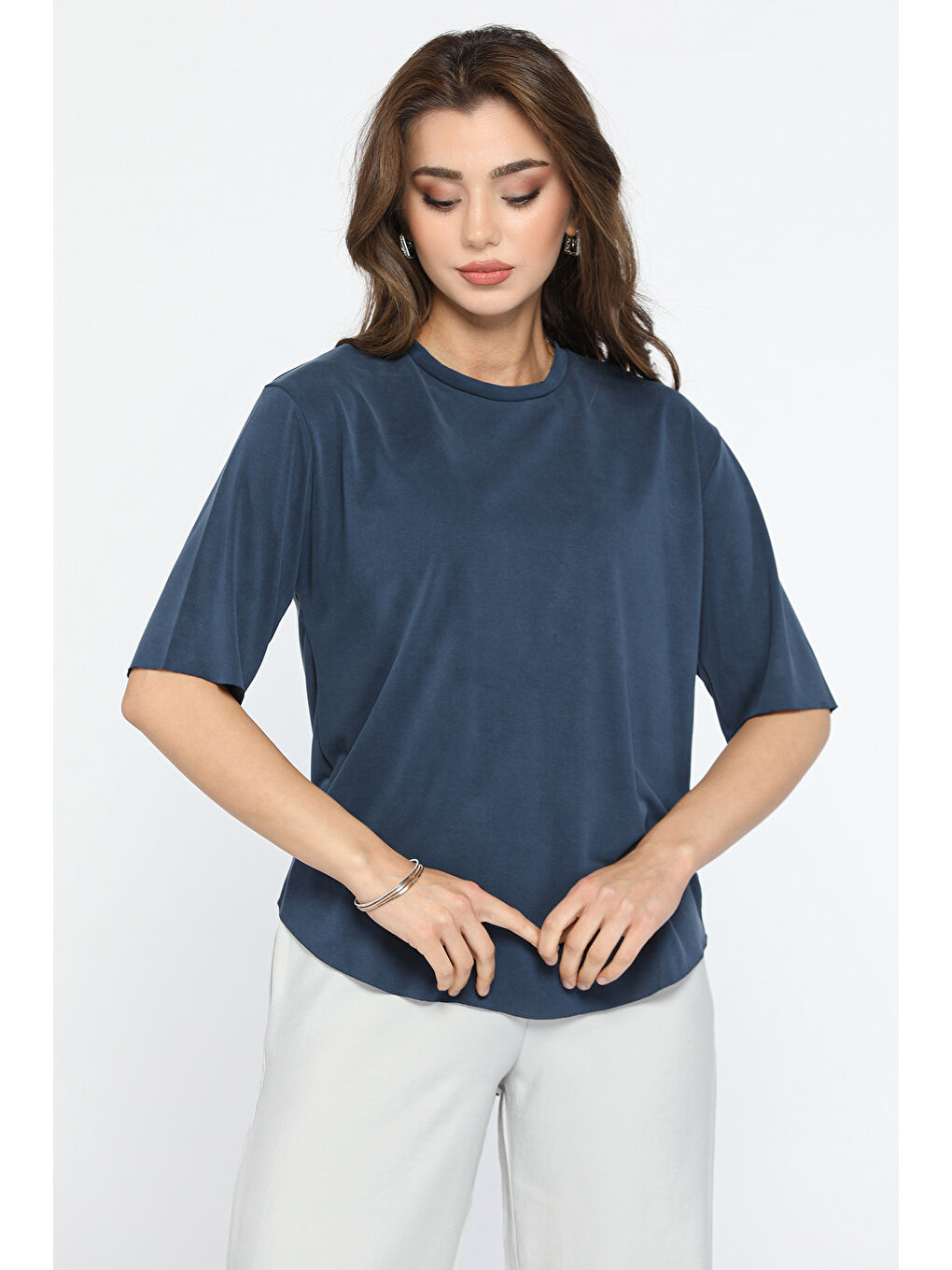 Lacivert Bisiklet Yaka Lazer Kesim Salaş Tişört-2