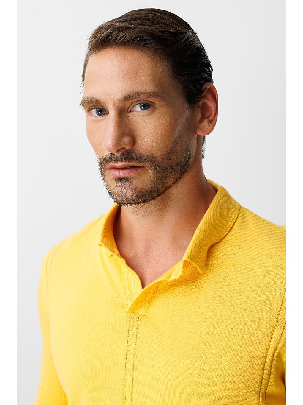 Sarı Polo Yaka Düz Uzun Kollu Triko-2