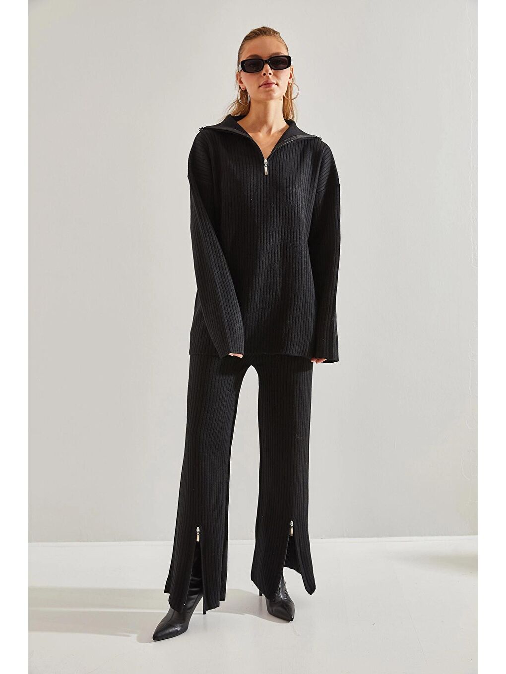 Siyah Kadın Paça ve Yaka Fermuarlı Triko Alt Üst Takım-2