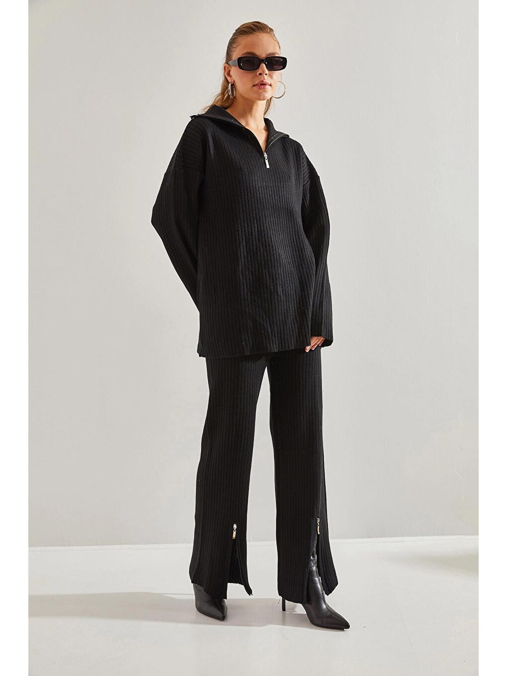 Siyah Kadın Paça ve Yaka Fermuarlı Triko Alt Üst Takım-3