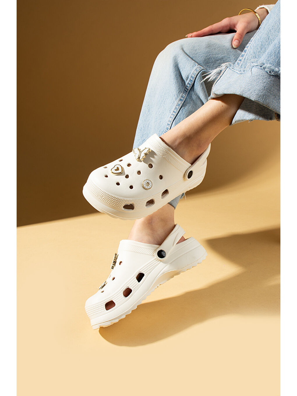 Bej Toka Detaylı Rahat Yüksek Taban Kadın Eva Sandalet DNZ230-25-1