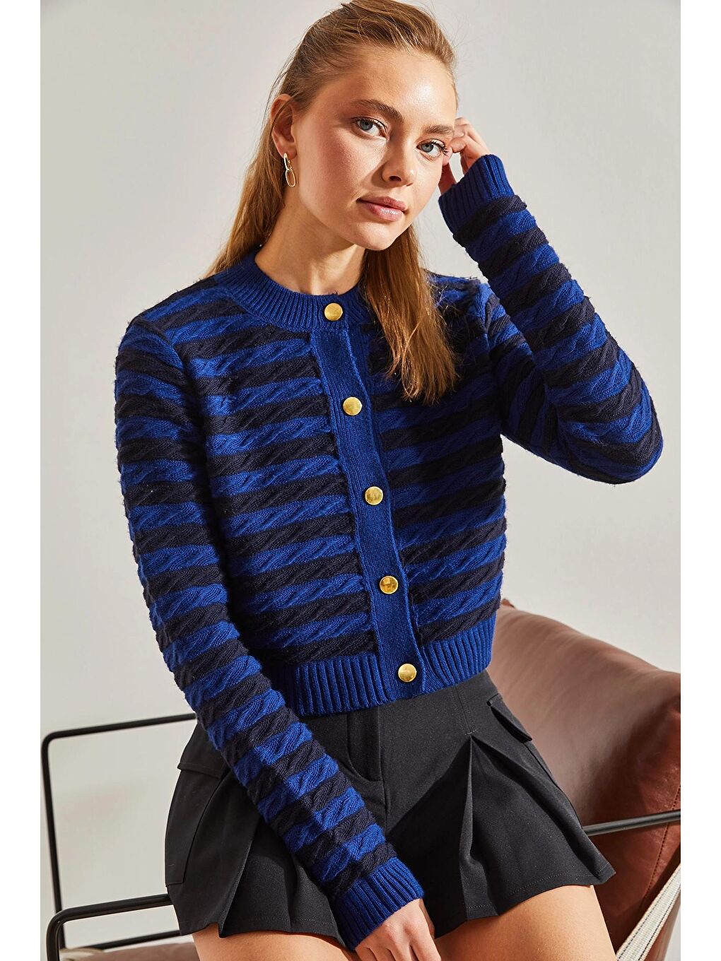 Lacivert Kadın Düğmeli Yan Saç Örgülü Çizgili Triko Hırka-2