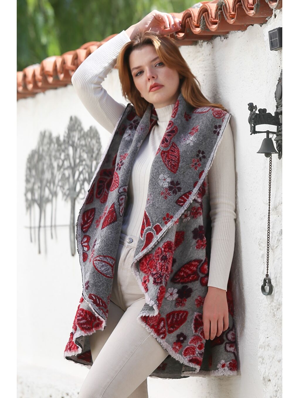 İtalyan Gri Şal Yaka Kolsuz Çiçekli Casual Keçe Kumaş Dokuma Yelek 87 66-2