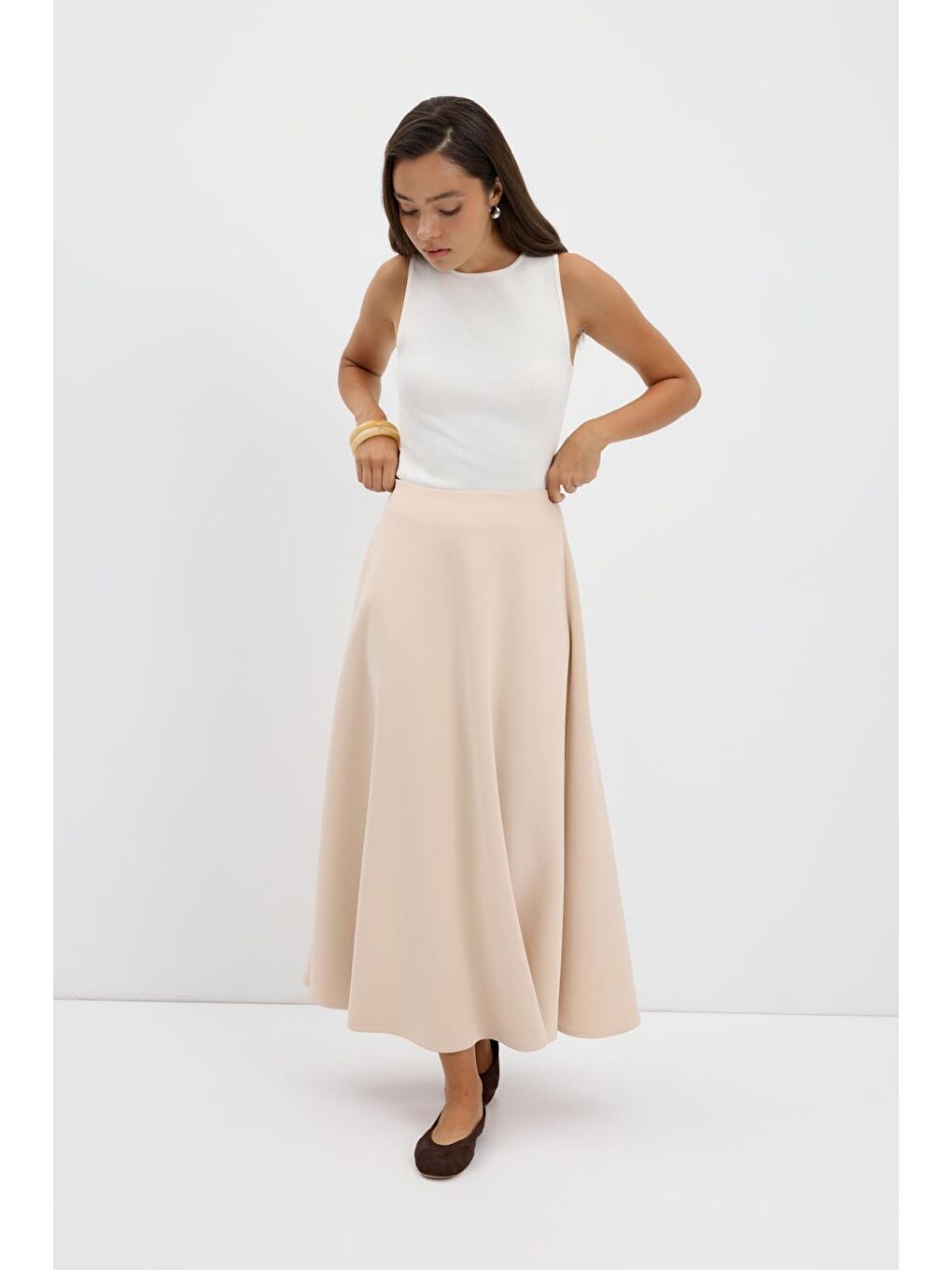 Bej Scuba Kumaş Kloş Etek Taş