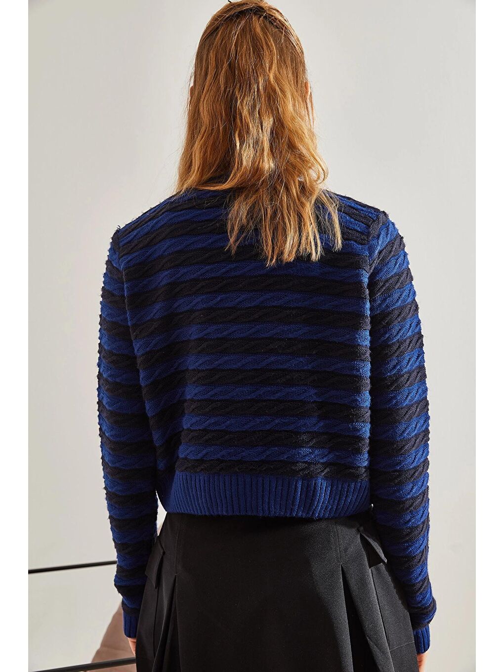 Lacivert Kadın Düğmeli Yan Saç Örgülü Çizgili Triko Hırka-4