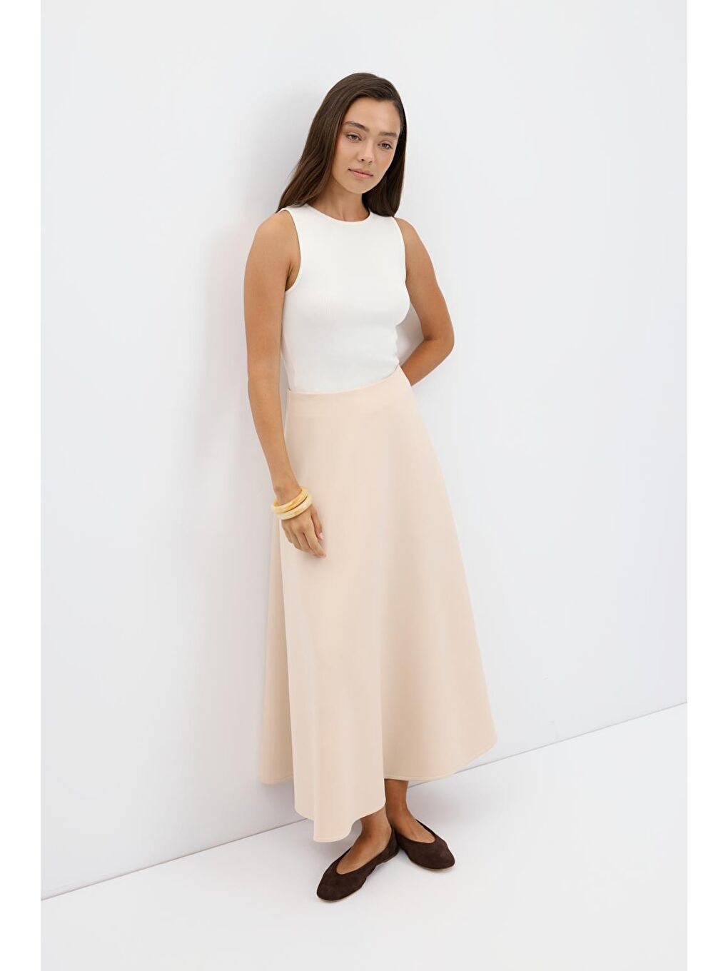 Bej Scuba Kumaş Kloş Etek Taş-3