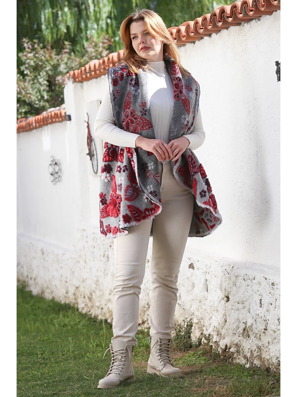 İtalyan Gri Şal Yaka Kolsuz Çiçekli Casual Keçe Kumaş Dokuma Yelek 87 66-6