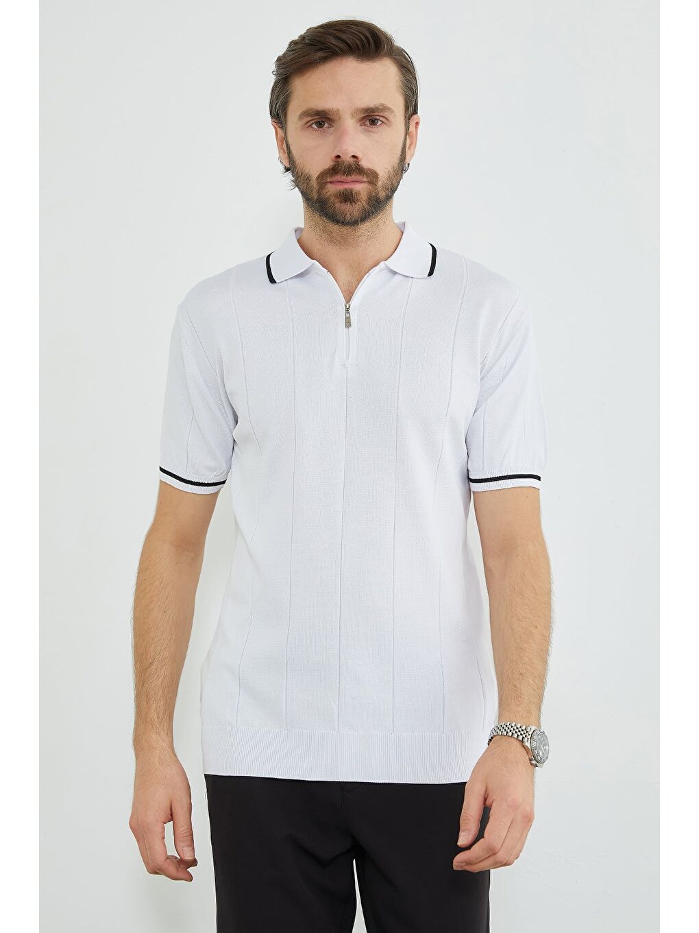 Beyaz Yarım Fermuarlı Çizgili Triko Tişört-2