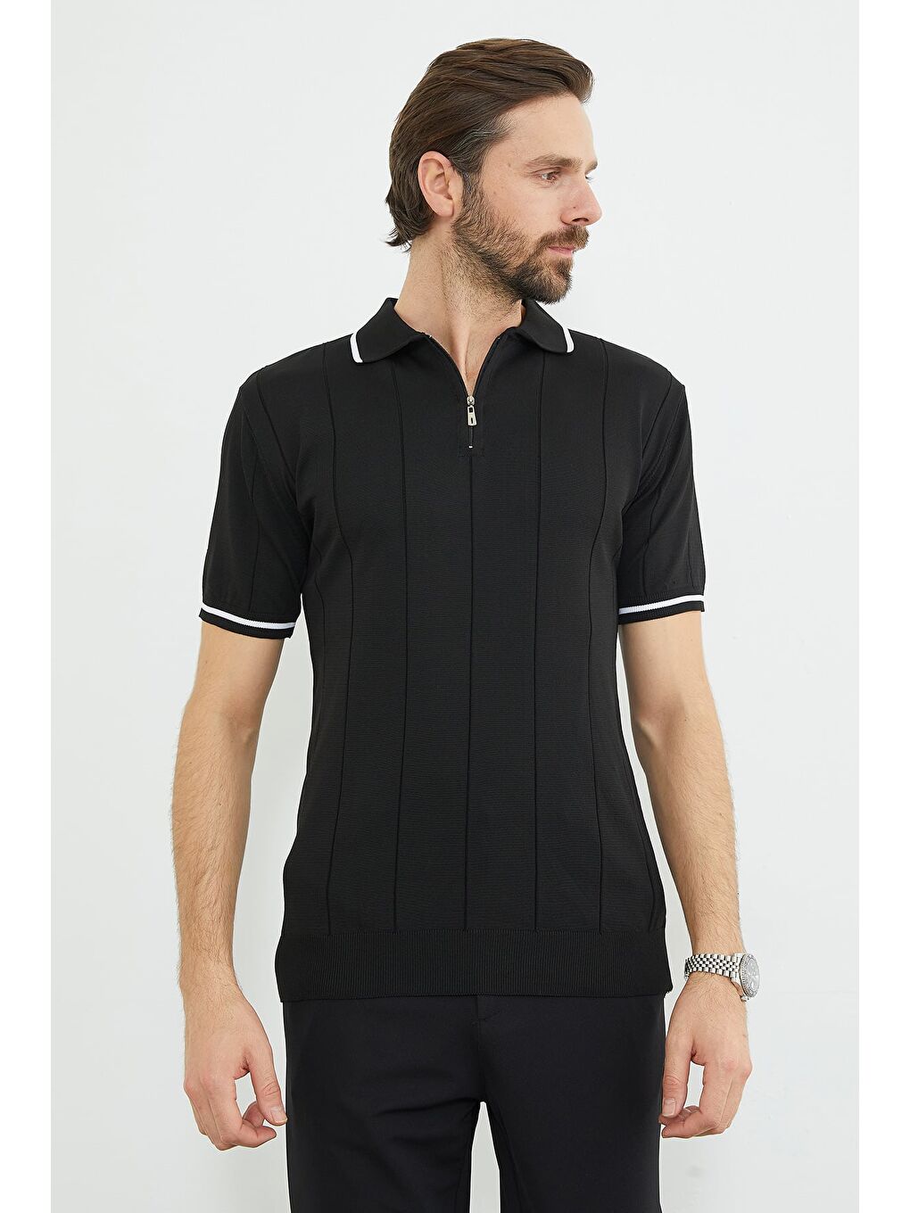 Siyah Yarım Fermuarlı Çizgili Triko Tişört-1