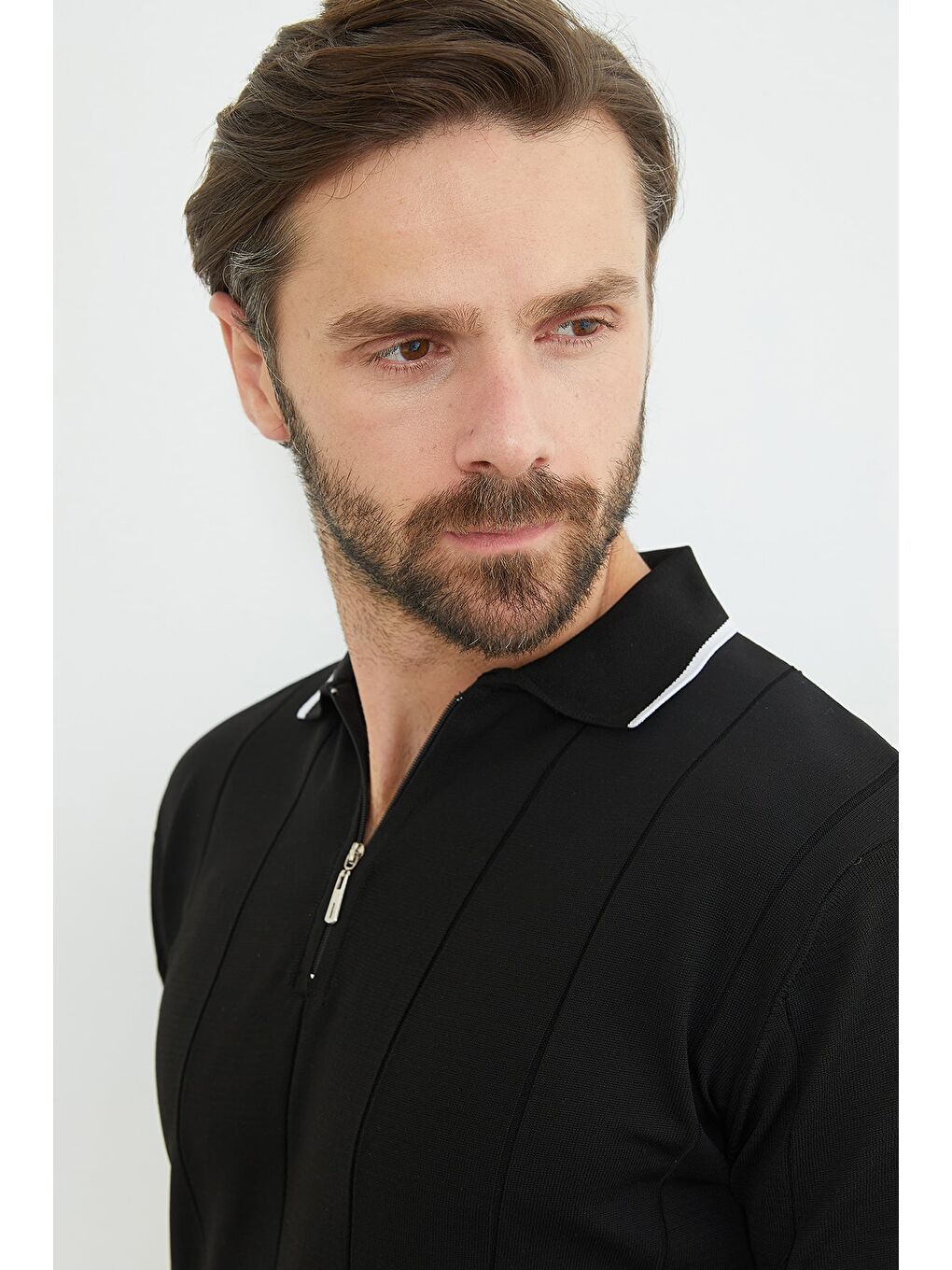 Siyah Yarım Fermuarlı Çizgili Triko Tişört-4