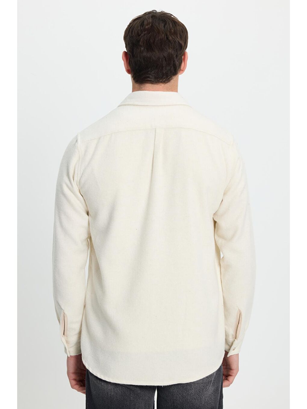 Erkek Regular Fit Klasik Kesim Düz Cepli Ekru Oduncu Gömlek-7