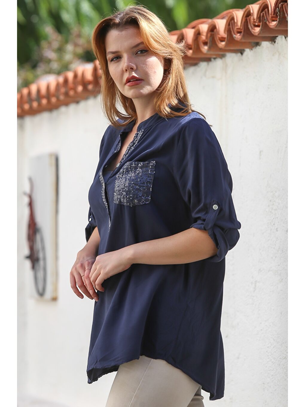 İtalyan Lacivert Hakim Yaka Düğmeli Uzun Kollu Pullu Cepli Casual Dokuma Bluz 72 65-4