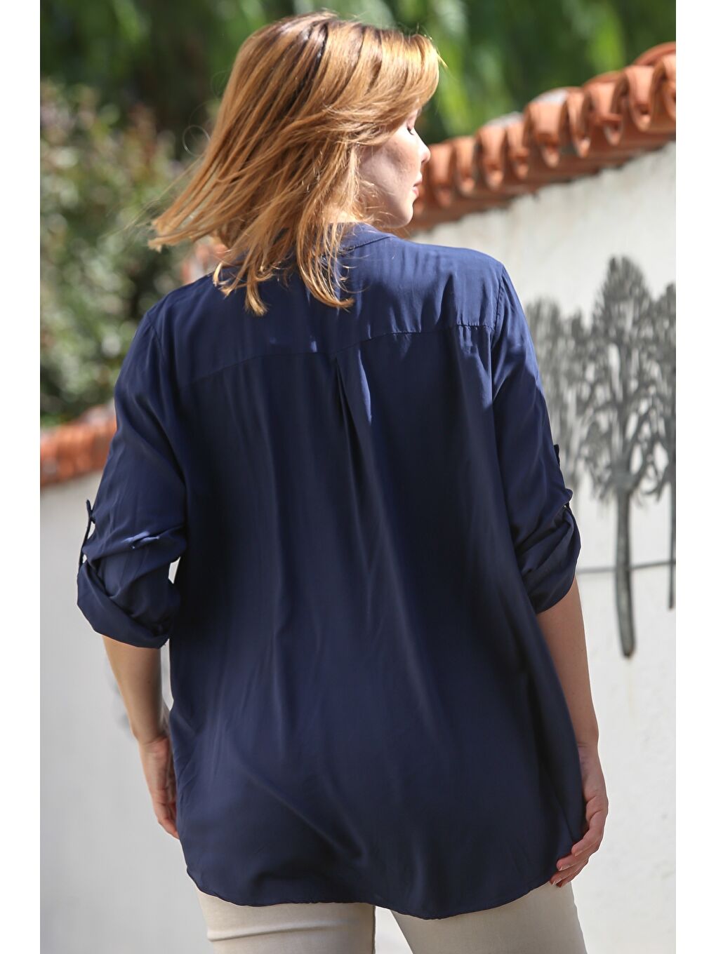 İtalyan Lacivert Hakim Yaka Düğmeli Uzun Kollu Pullu Cepli Casual Dokuma Bluz 72 65-5