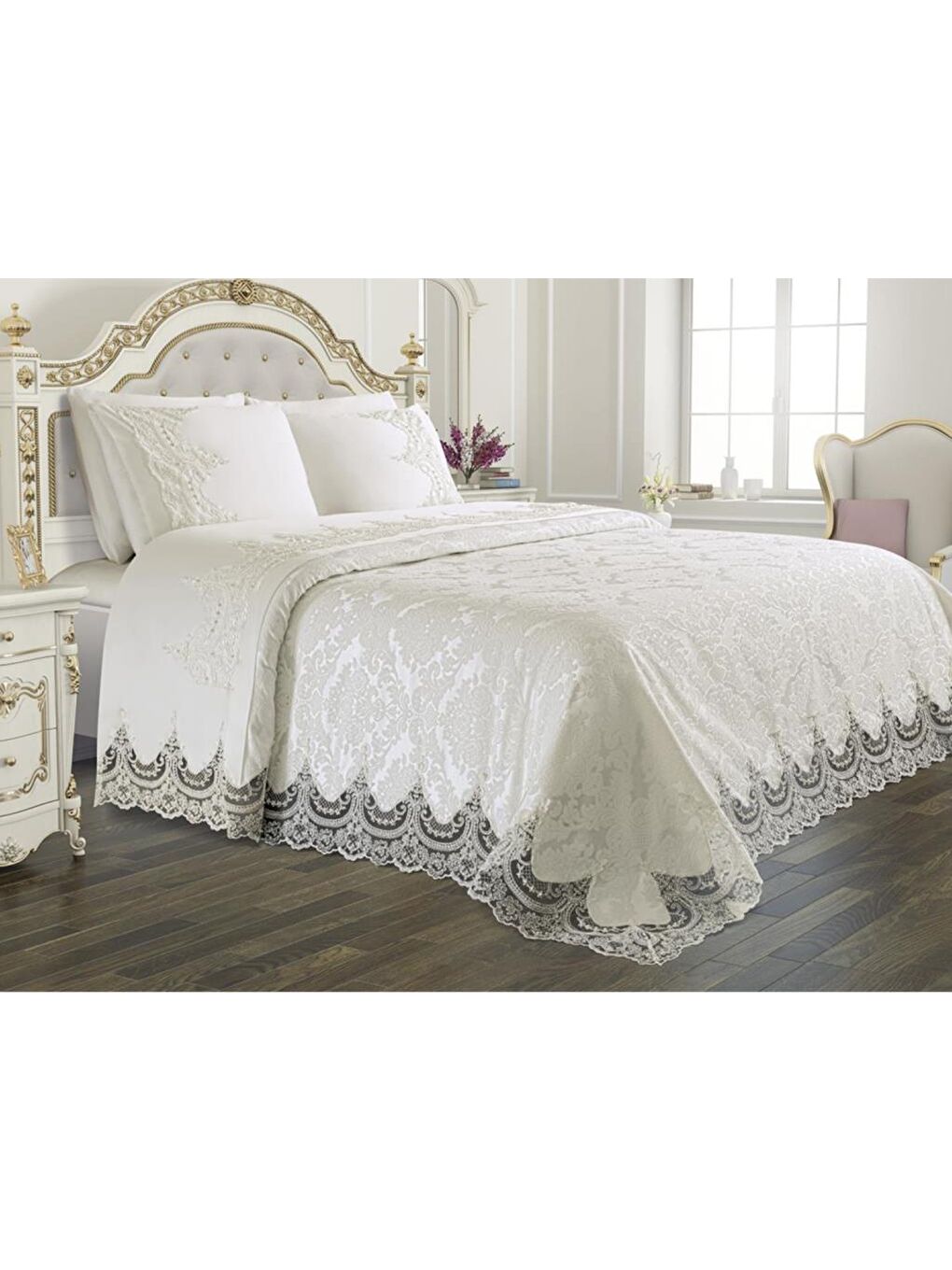 Karışık Fransız Güpürlü Arus 3 Parça Pike Seti Krem