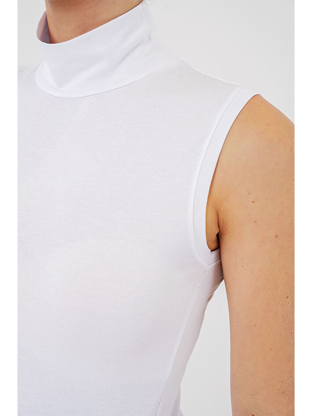 Kadın Kolsuz Body 4348 - Beyaz-3