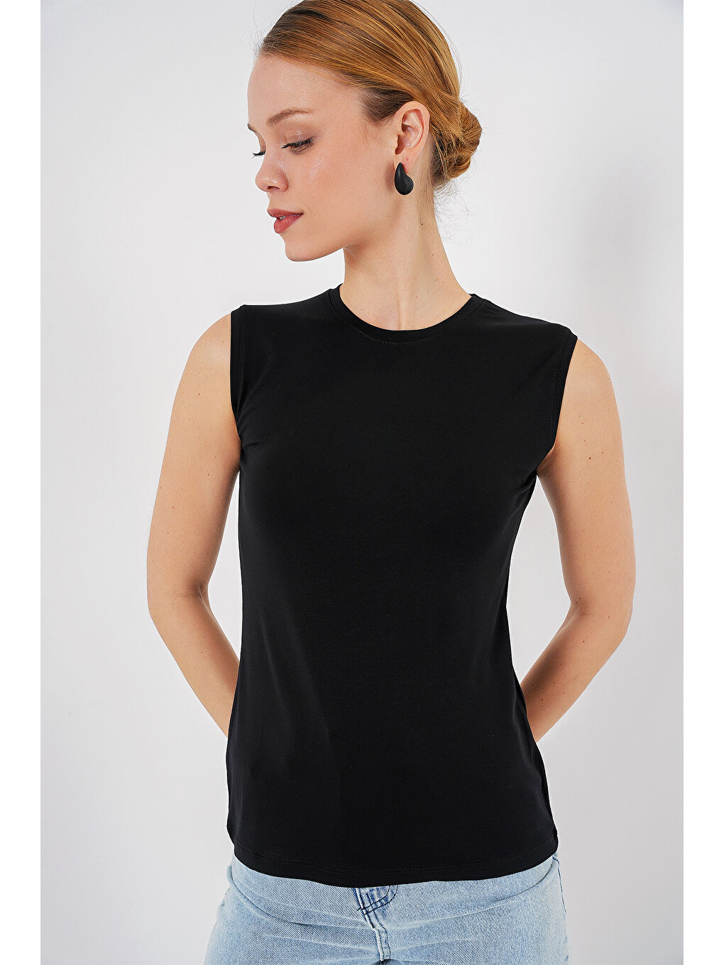 Kadın Kolsuz Body 4347 - Siyah-3