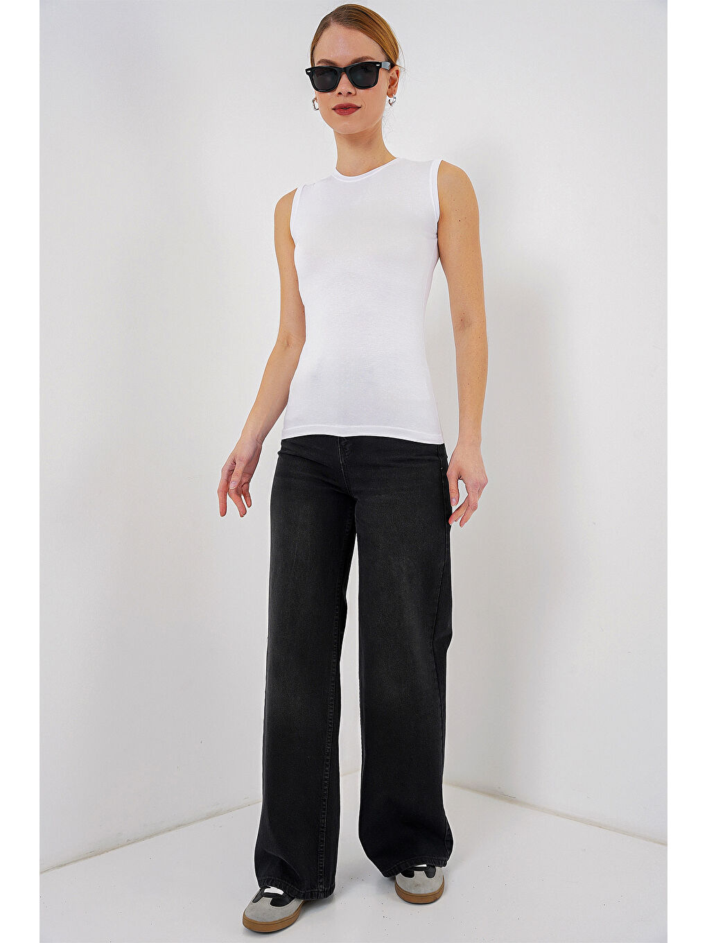 Kadın Kolsuz Body 4347 - Beyaz-1