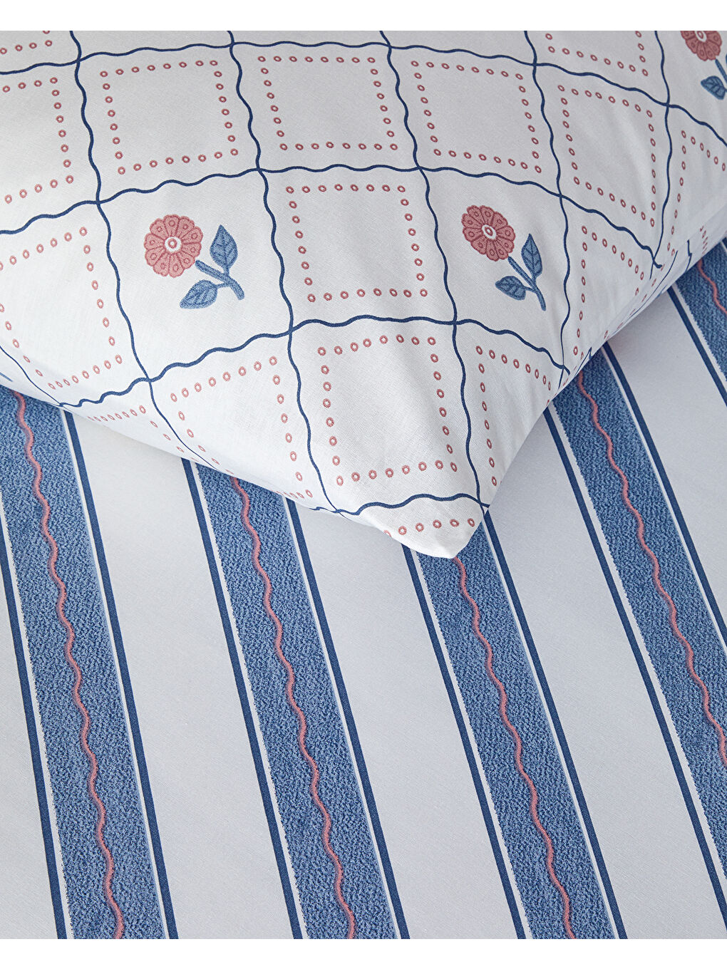 Ornament Blossom Pamuklu Ranforce Çift Kişilik Nevresim Seti 200x220 cm Mavi - Pembe-3