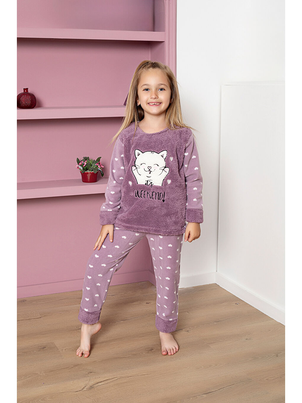Lila Kız Çocuk Welsoft Kumaş-Göz Bantlı Kedi ve Kalp Baskılı Pijama Takımı 12289