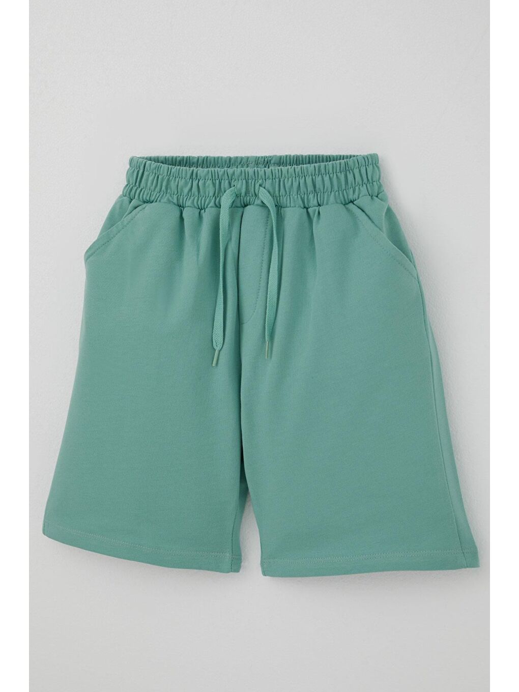 Turkuaz Erkek Çocuk Şort Bağcık Aksesuarlı Cepli Su Yeşili (8-12 Yaş)-2