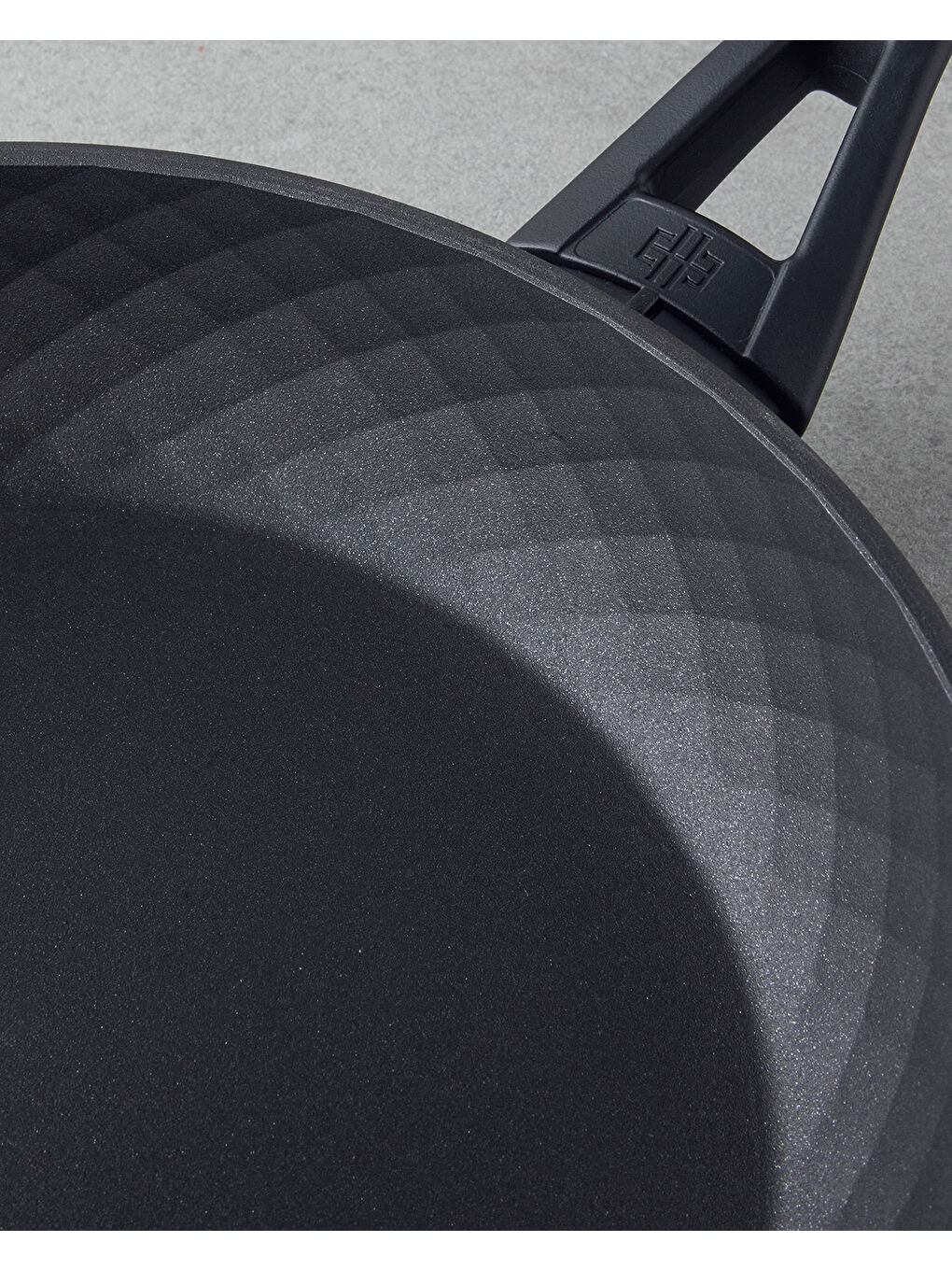 Pro Grade İndüksiyon Tabanlı Tava 24 cm Siyah-2