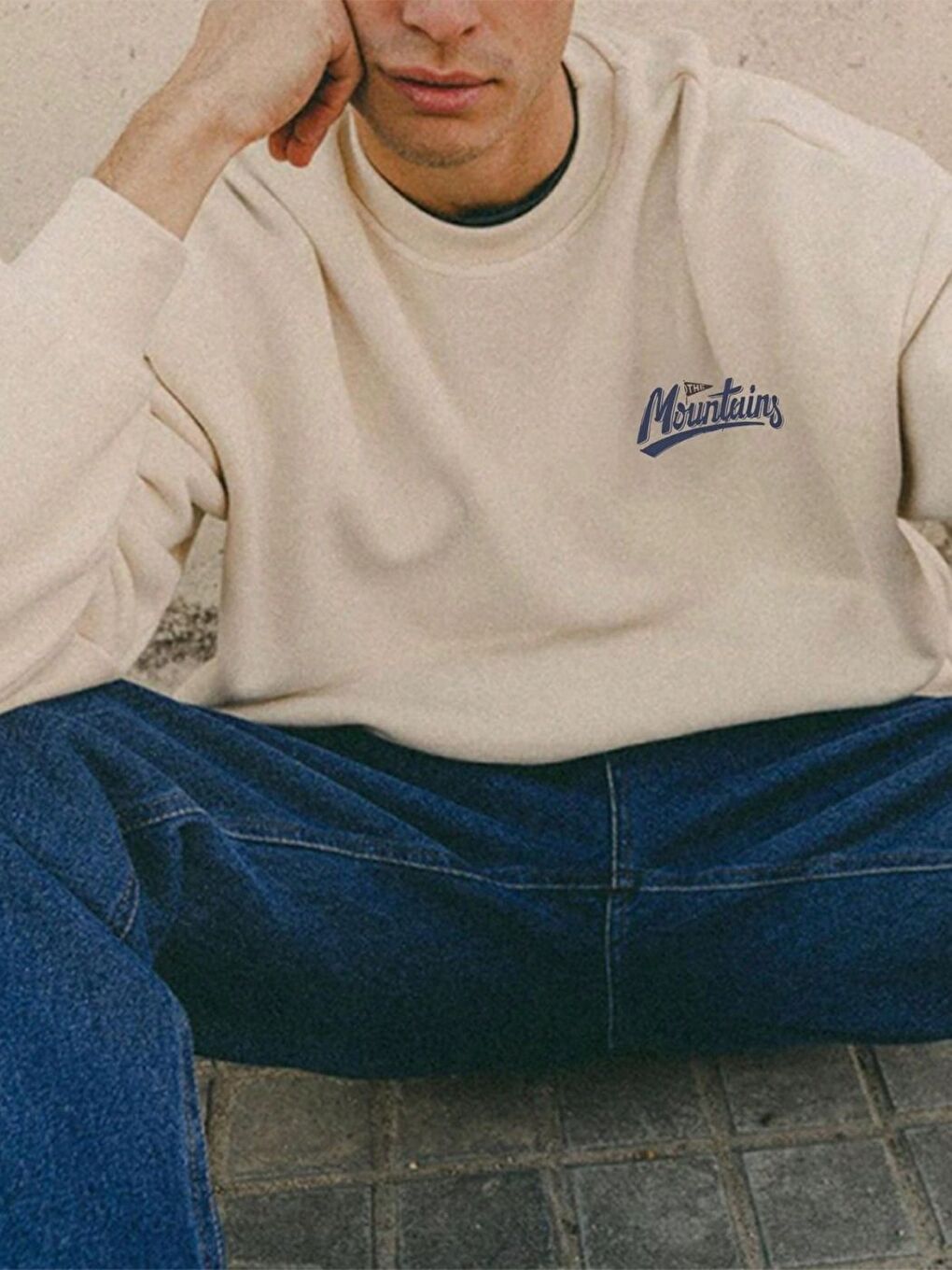 Erkek Bej Mountains EMOTİON Baskılı Oversize Bisiklet Yaka Uzun Kollu Sweatshirt-1