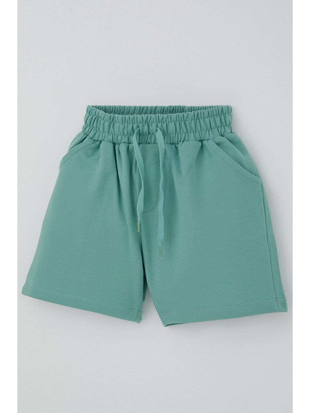 Turkuaz Erkek Çocuk Şort Bağcık Aksesuarlı Cepli Su Yeşili (3-7 Yaş)-2