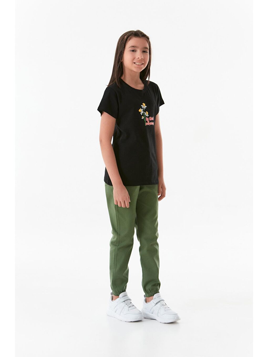 Siyah Önü Ve Arkası Baskılı Kız Çocuk Tişört-3